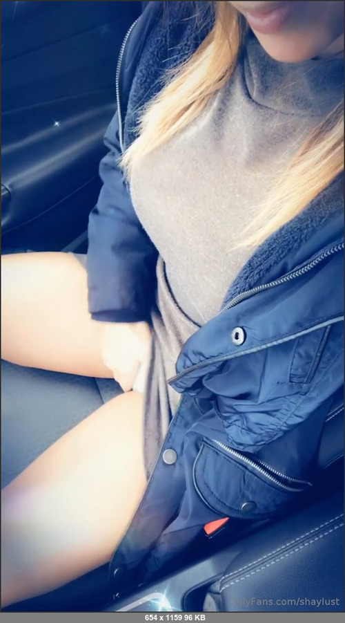 MEGA-FANS – shaylust-14-12-2019-Hubby thinks this dress is too short for Christmas shopping, but I disagree.  what do you think