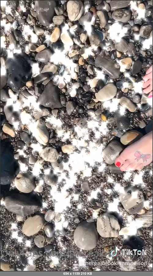 MEGA-FANS – therealbrooklynmadison-07-05-2020-Who has a thing for feet  Comment below. Happy Wednesday   Add my Tiktok if you havent already. therealbrooklynmadison