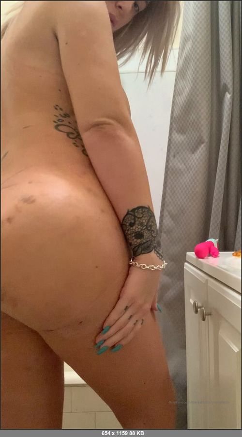 MEGA-FANS – therealbrooklynmadison-08-11-2019-Miss new booty  You guys are the first to see it  Whos ready to pound it in doggy style  I cant wait for daddy to spread this fat