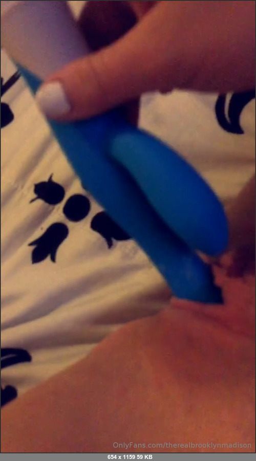 MEGA-FANS – therealbrooklynmadison-19-09-2019-I love fucking myself with toys  Who wants to buy me a bigger one so I can stretch myself with it  XOXO Brooklyn Madison toyfuck toysh