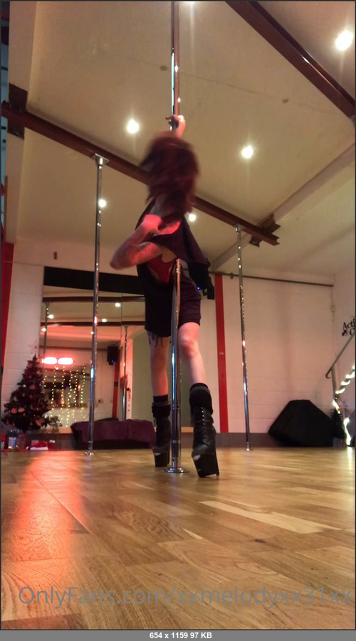 MEGA-FANS – xxmelodyxx31xx-26-02-2021-My live is going to be TONIGHT at 7pm GMT which is in TWO HOURS TIME Anyone who tips my live will receive the live to their DMs to watch again and again and agai