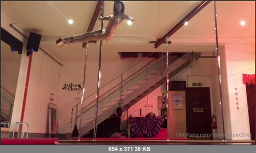 MEGA-FANS – xxmelodyxx31xx-26-02-2021-Im doing 2 lives this weekend One on Friday from 8pm gmt with my Pole And one on Saturday from 8pm from my bedroom I expect you to be there