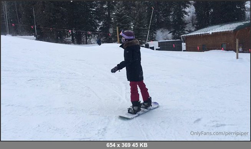 MEGA-FANS – perripiper-01-03-2021-On my way to steal your girl