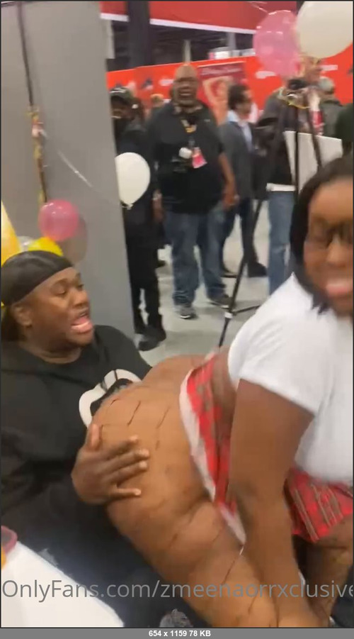 MEGA-FANS – zmeenaorrxclusive-31-10-2021-If you see me in person just ask for a lap dance and I gotcha