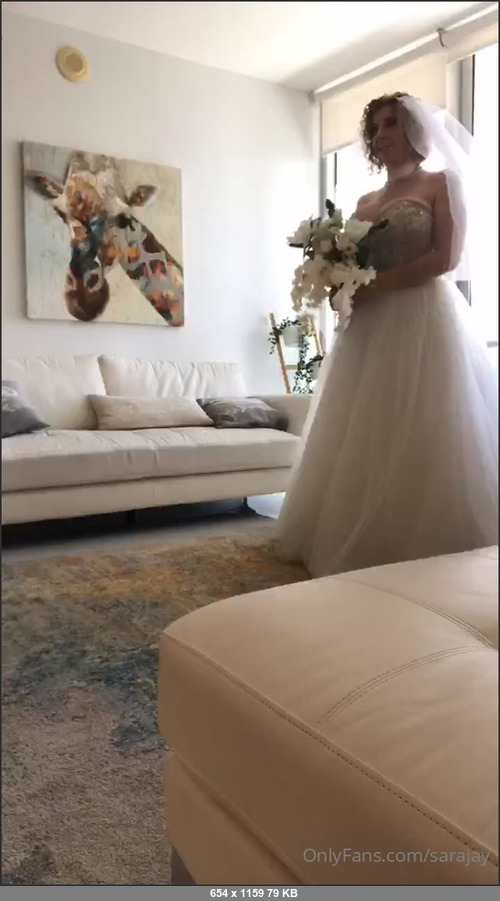 MEGA-FANS – sarajay-16-04-2020-I cant believe how many people believed my April Fools prank on IG  I got this wedding dress just because Macys was going out of business… it was on s