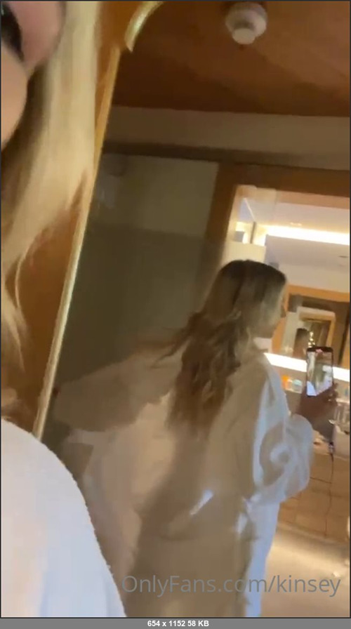 MEGA-FANS – unruly-13-07-2021-Wanna see what I have going on under this robe babe