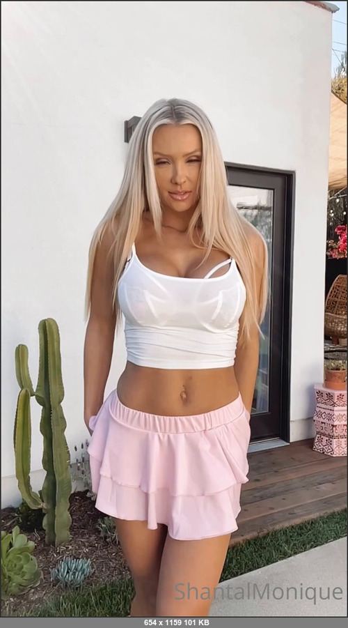 MEGA-FANS – shantalmonique-10-04-2021-Enjoying my staycation and filming for you    Do you like my little pink skirt   Open your DM