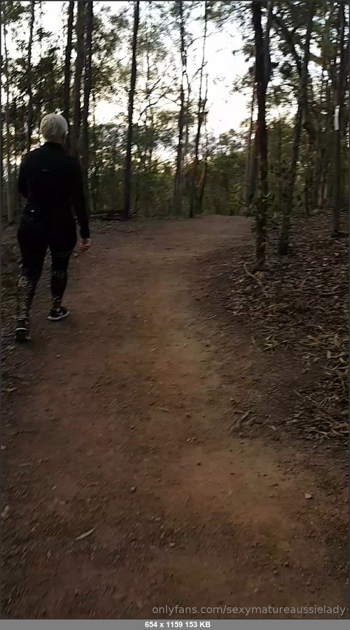 MEGA-FANS – sexymatureaussielady-16-06-2019-I was just about to bend over and surprise you all but as you can see not a very good idea lol….