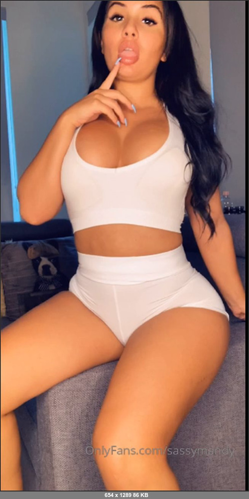 MEGA-FANS – sassymandy-24-07-2019-do you guys like this outfit
