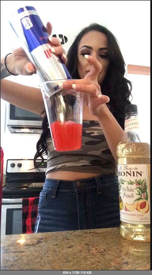 MEGA-FANS – sofiryanxoxoxo 17-02-2018 1118007 How to make a redbull itlaian soda video