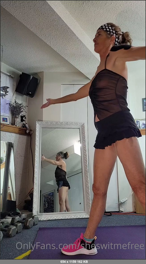 MEGA-FANS – sheswitmefree-05-12-2021-Great workout