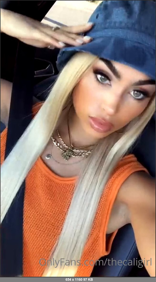 MEGA-FANS – thecaligirl 20-08-2021 186733448 missing the blonde hair which color should I do next