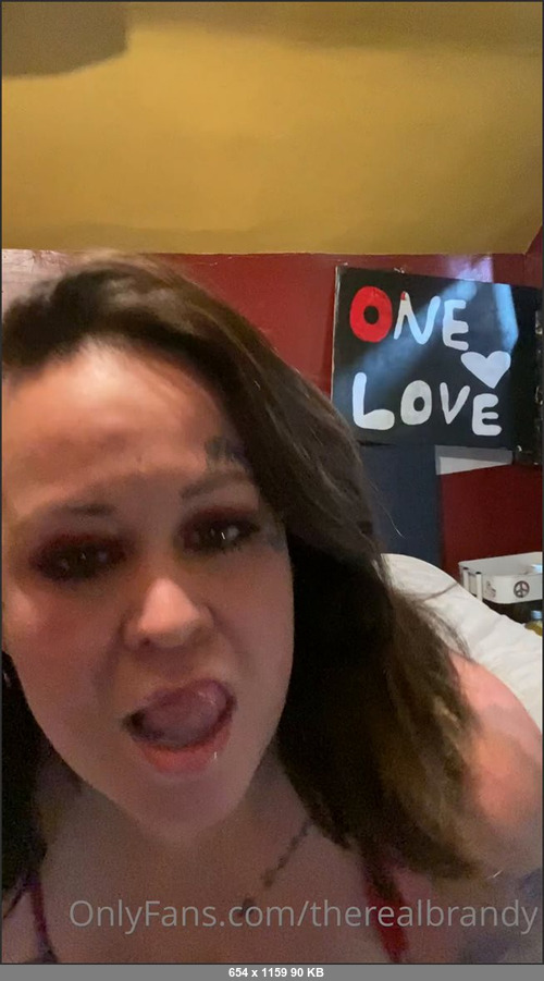 MEGA-FANS – therealbrandy-01-01-2022-Sexy video  how many licks