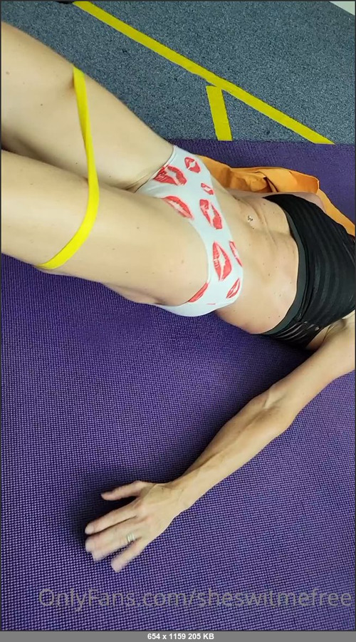 MEGA-FANS – sheswitmefree-25-07-2021-Butt workout a must at my age