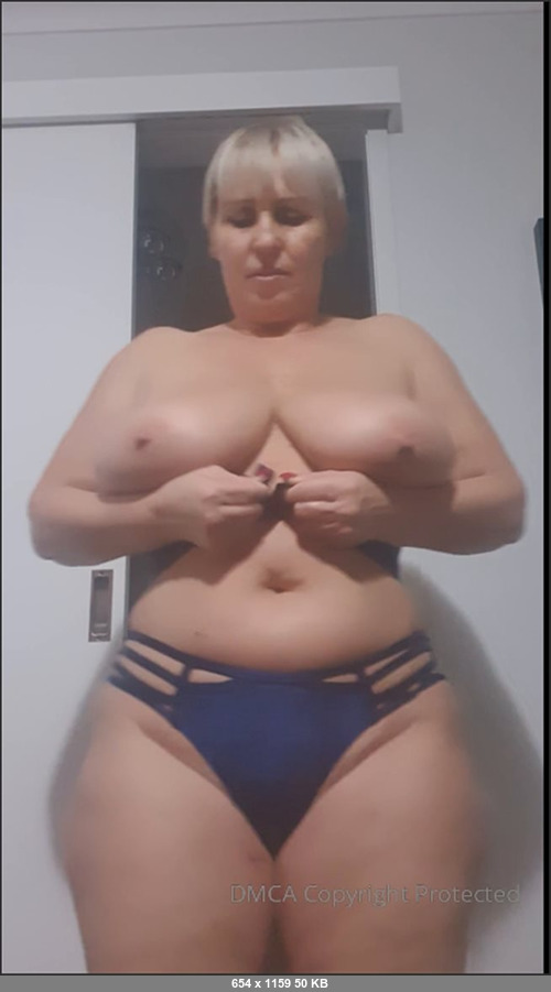 MEGA-FANS – sexymatureaussielady-25-08-2019-So here they are boys, the new lingerie I bought today. Just a little peak of what they look like on.