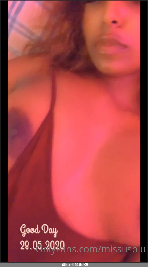 MEGA-FANS – missusblu 29-05-2020 25750185 i was trying to take a cute video but ended up getting horny so. no cute video just tits and spit.