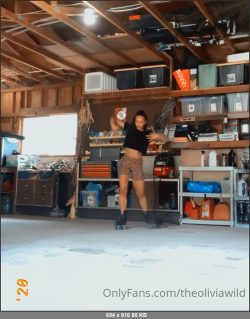 MEGA-FANS – theolivyawild 23-07-2020 35069886 just doin my thing