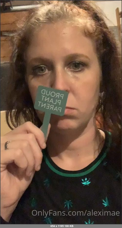 MEGA-FANS – aleximae-05-01-2022-Proud bihhhh. Got another one that says plz dont die and I put it in my dead plant  Welcome to my humor part something Lmao. Everyone anyone sees it they instantl