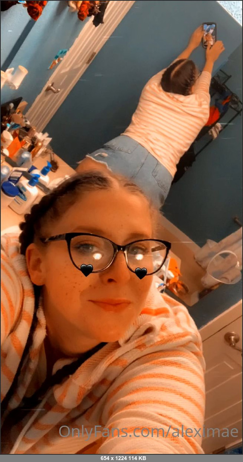 MEGA-FANS – aleximae-06-12-2020-Here since apparently Im feeling myself today. The black is what I wore to play in my last locked post. Who wants to L4L