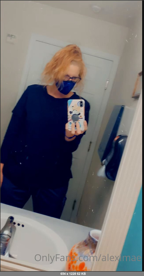 MEGA-FANS – aleximae-07-04-2021-DAMNNNNN BACK AT IT AGAIN W DEM SCRUBS GIRL YOU LOOKIN ALL CUTE IN DAT SHIRT IN DAT SHIRT. And I said is it just me or is that booty gettin fat