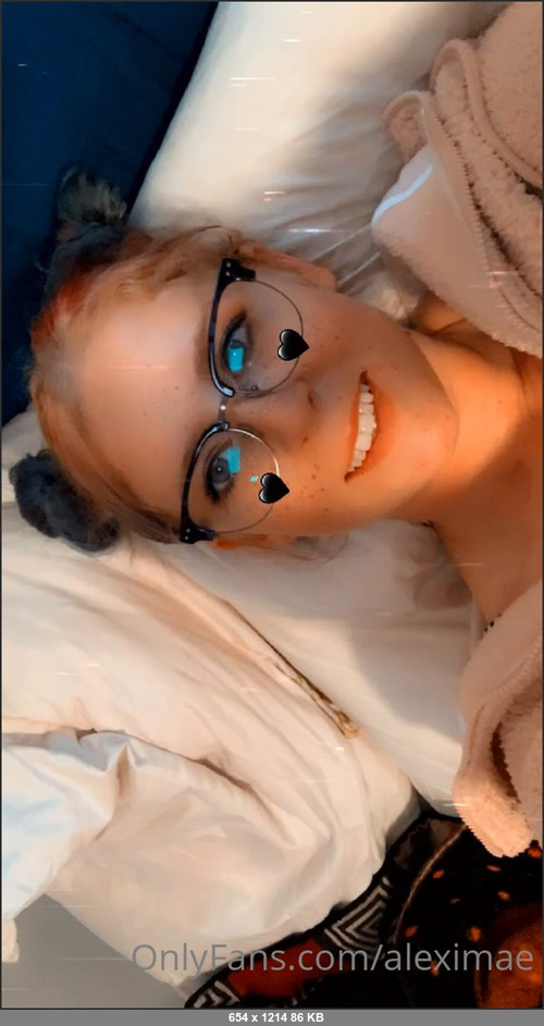 MEGA-FANS – aleximae-07-11-2021-Heres hella different hair colors. Like Im thinking orange red. Next. Lol. Xoxox