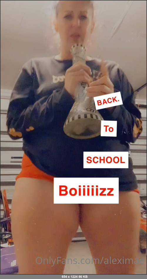 MEGA-FANS – aleximae-10-08-2021-Back to school oooooeeewe oooooh ahhhh ah ah GOooD lUcK mOmmAS  Super excited like Im already planning to dress up LOL hopefully I dont get too fucking hig