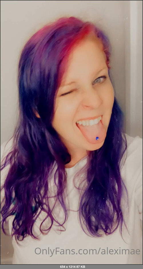 MEGA-FANS – aleximae-13-07-2021-Do you guys are in luck. I got a new phone. And new hair …that I ducking LOVE. OMG. GUYS IT LOOKS SO CUTE RIGHT  Right  Please make my head bigger bellow