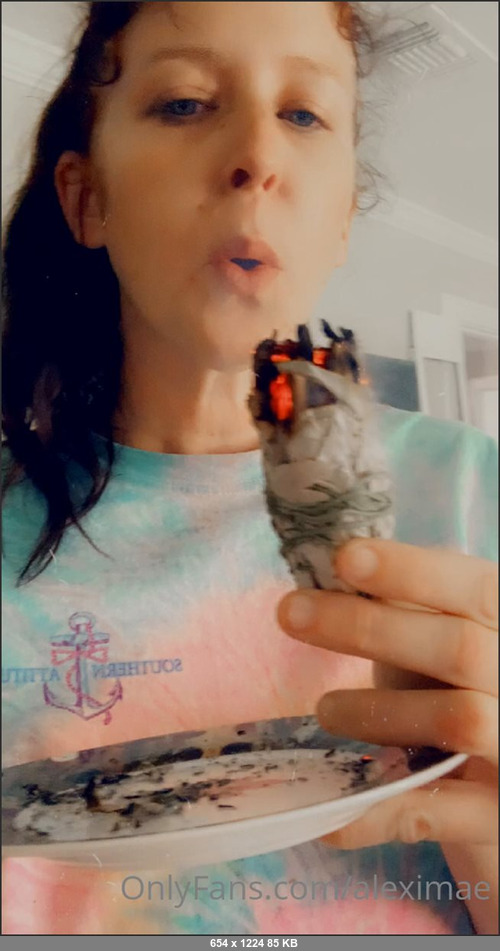 MEGA-FANS – aleximae-13-10-2021-Inhale the good shit exhale the bullshit. Blow some sage on it and open your windows. Bring on the happy vibes and money growth shit. Does anyone else think sage smells like