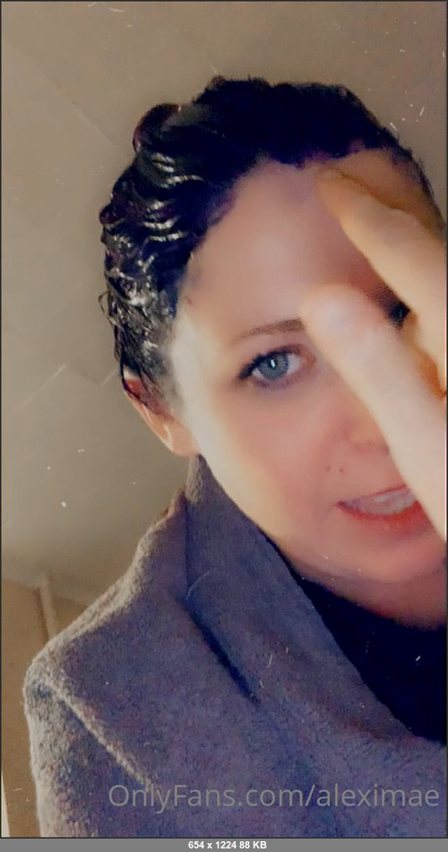 MEGA-FANS – aleximae-13-11-2020-Omg omg Im so scared its so dark