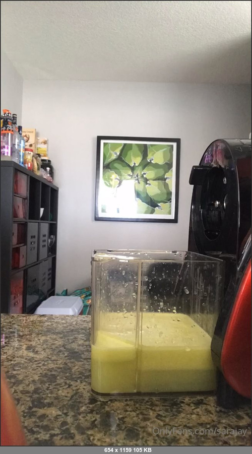 MEGA-FANS – sarajay-26-04-2020-I love my juicer  I grew up hating vegetables (lettuce used to make me gag), but I dont anymore  This is one of my favorite ways to nutrition. Put down t