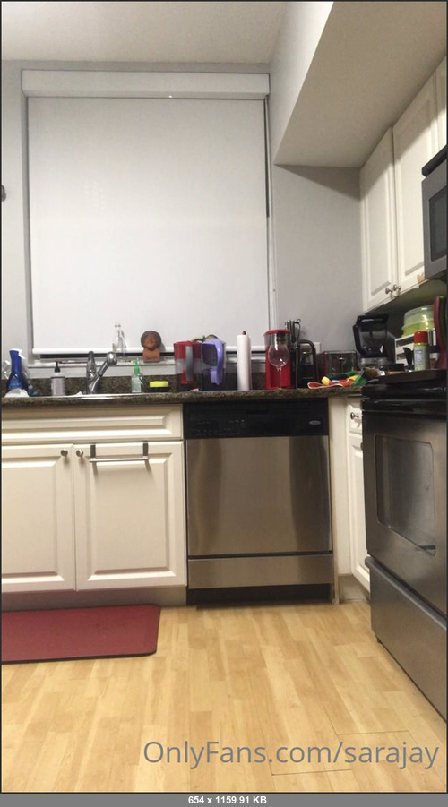 MEGA-FANS – sarajay-26-07-2020-Sunday Funday, Jaybirds   Dance it out with me in the kitchen while I whip up something good