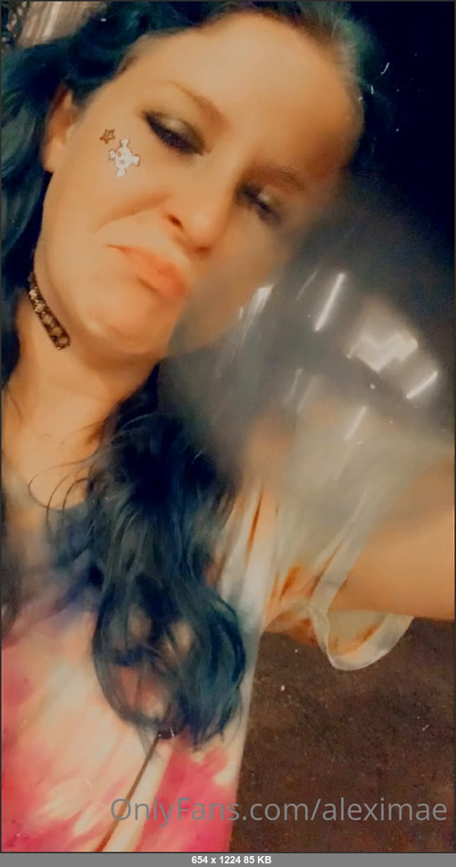MEGA-FANS – aleximae-14-06-2021-Got some ballloooooons and face tats. Watch out mc nasty coming through.