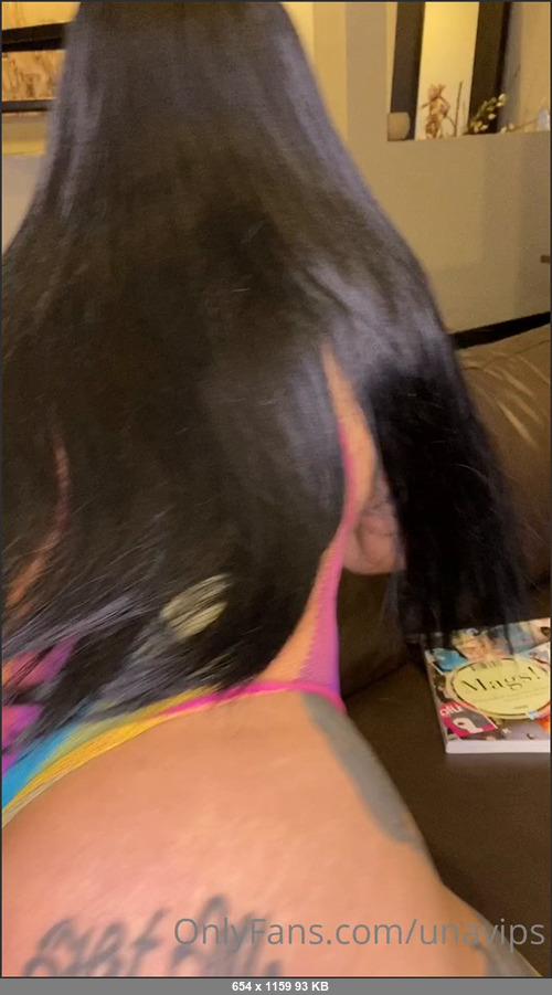 MEGA-FANS – unavips-12-11-2020-Doing some reading