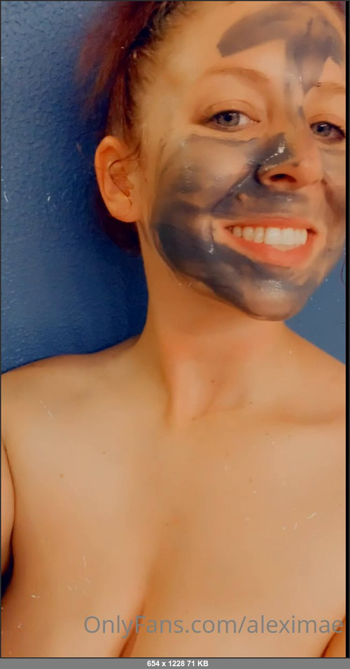 MEGA-FANS – aleximae-16-05-2021-Weird faces ftw So when I got my pot card the doctor told me the most important thing Ive learned in medical school is if you dont poooooiop when you wake up …..