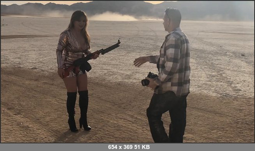 MEGA-FANS – sarajay-29-01-2018-Desert fun with this sexy girl