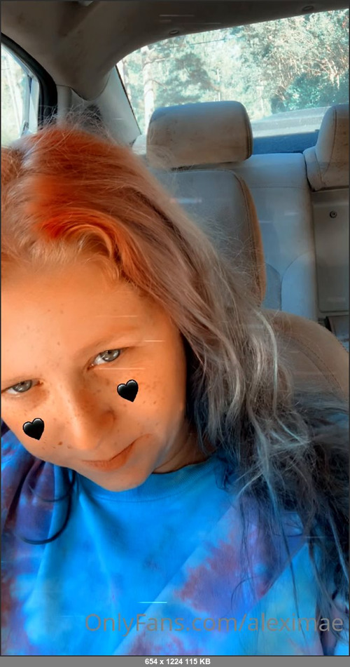 MEGA-FANS – aleximae-18-08-2021-Btw my hair didnt come out at all how I wanted it to. But fuck it. Im basically just wingin life rn. Someone teach me how to exist.