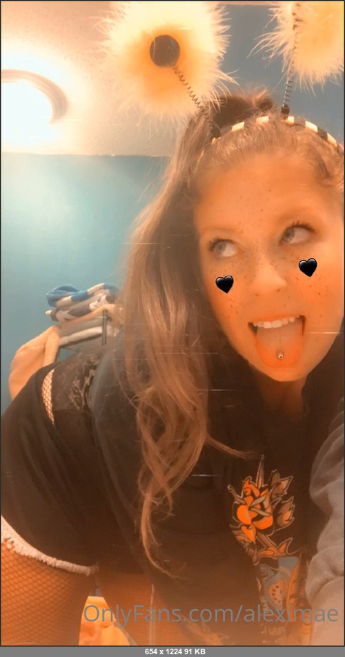 MEGA-FANS – aleximae-19-12-2020-Im just feeling myself today. Im fucking as this bee if its the last thing I do