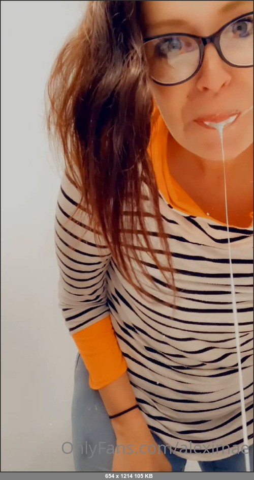 MEGA-FANS – aleximae-20-10-2021-Why the duck am I seriously in love with the way my face looks when I spit  Too bad Im not quitter so I swallow most shit. Buuuuuut heres a tooth paste spit roast