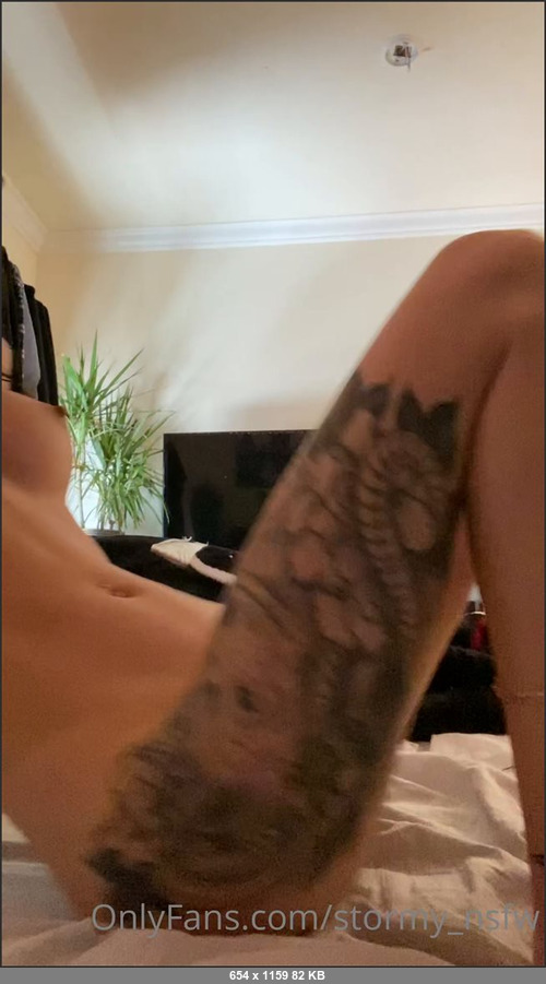 MEGA-FANS – stormynsfw-30-09-2020-Fresh out the shower in this blue lingerie  you like