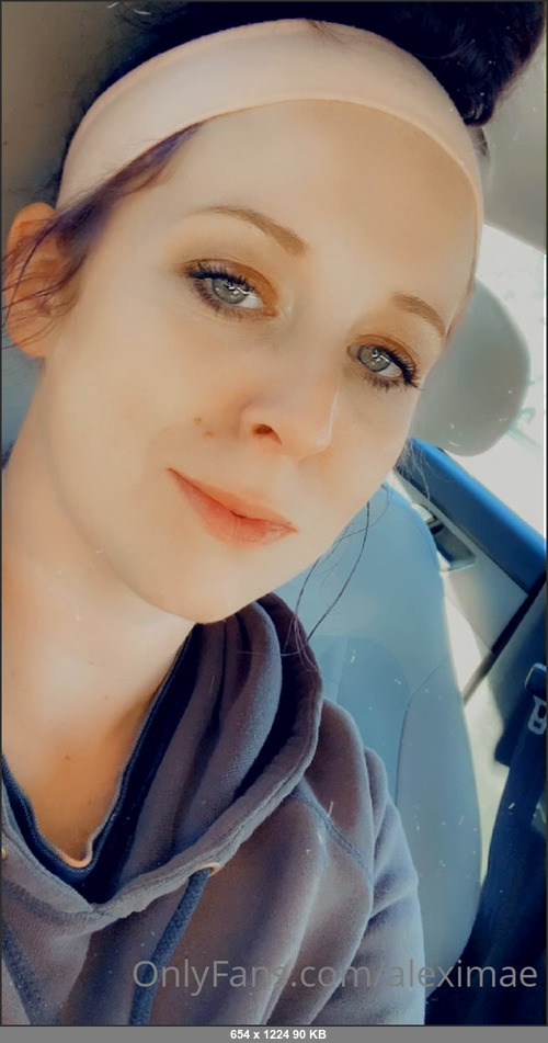 MEGA-FANS – aleximae-22-01-2021-Blonde purple pink choose something  What should I do