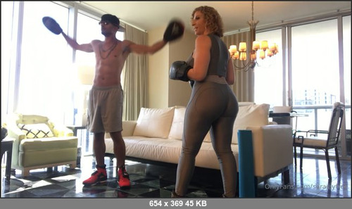 MEGA-FANS – sarajayfree-04-04-2021-I just released a scene on my official site sarajay.com with kingnoire we went head to head and beat the pussy up  wanna see more of all my exclusive BTS