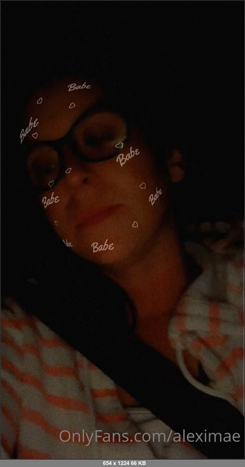 MEGA-FANS – aleximae-23-08-2021-I dont even know what this is but I look cute so please tell me to delete if I should