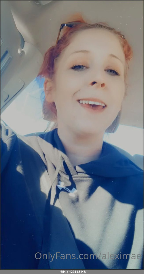 MEGA-FANS – aleximae-25-04-2021-Karaoke with Lexi is pretty much my person fav of onlyfans