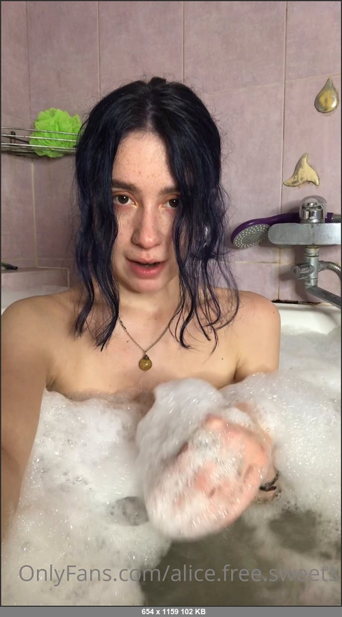 MEGA-FANS – alice.free.sweets-17-02-2021-Today we are playing with You in a bathtub  My hands are playing with your cock underwater and you are playing with my wet  oiled  pussy