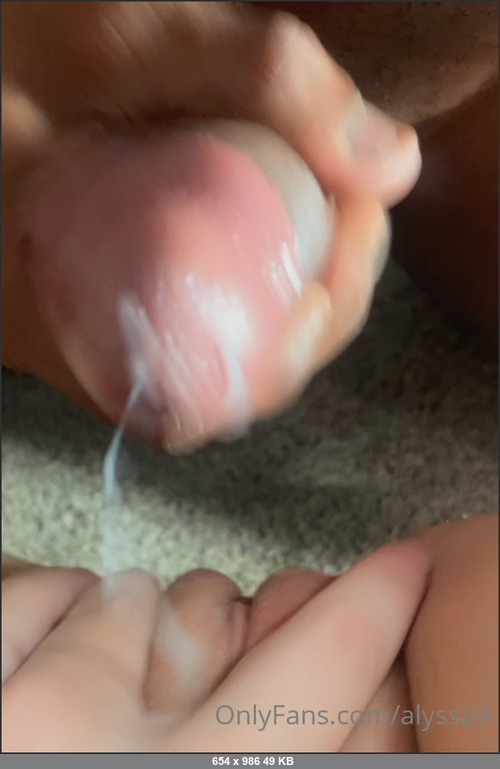 MEGA-FANS – alyssa9-26-06-2022-OMG he stretched my tight lil pussy and fucked me so good cum watch me catch his HUGE load all over my pussy