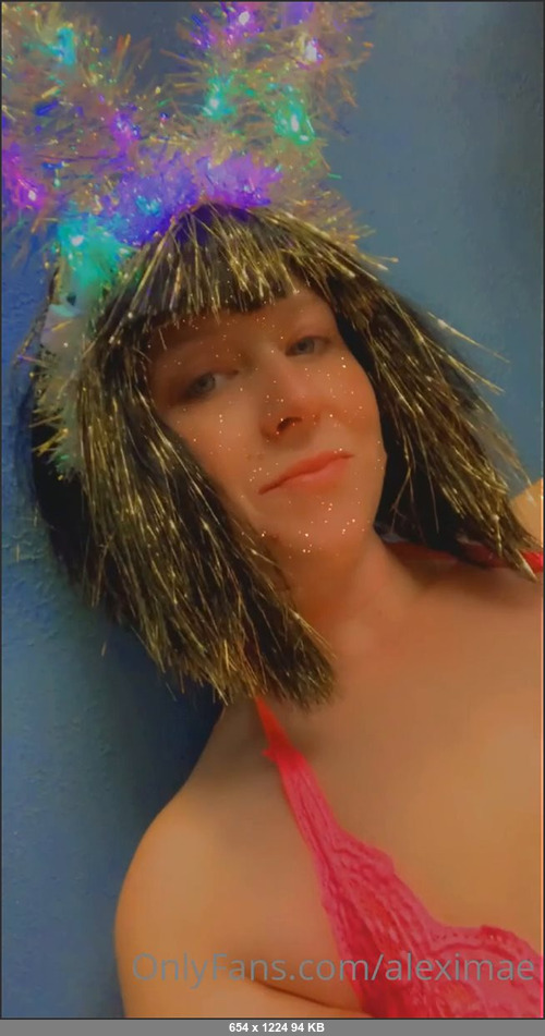 MEGA-FANS – aleximae-27-04-2021-The green wig or the sparkle wing