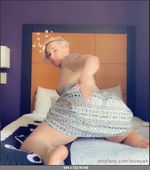 MEGA-FANS – toveyah 20-06-2019 5019149 Fresh out the tub  clean  but feeling dirty  please tip this video