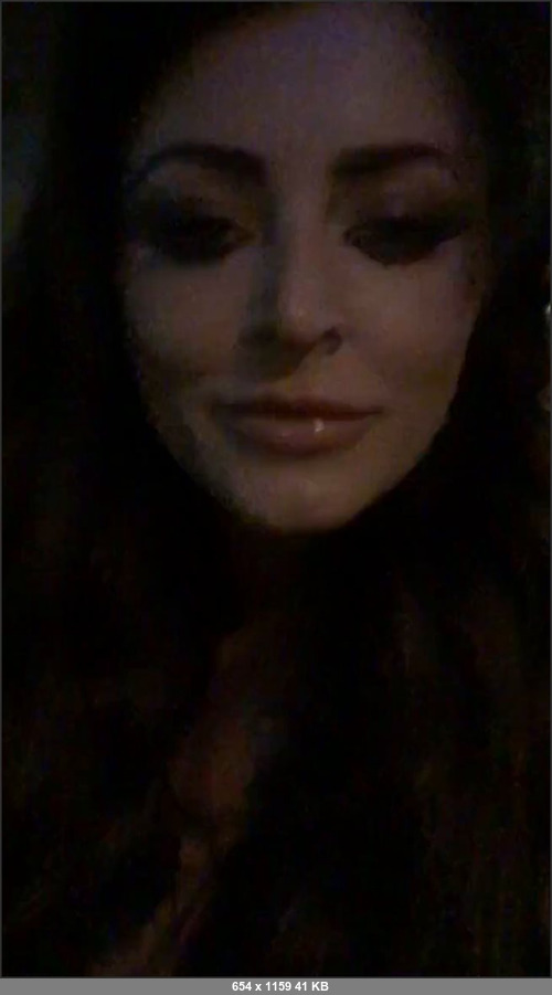 MEGA-FANS – sophiedeelive 18-03-2017 114198 Heading to the club