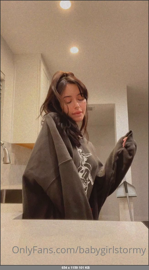 MEGA-FANS – babygirlstormy-15-06-2022-My page is still 3 btw ) onlyfans.com stormynsfw if you dont want to subscribe for the 800 videos you get when you sub you can always sext me here as well