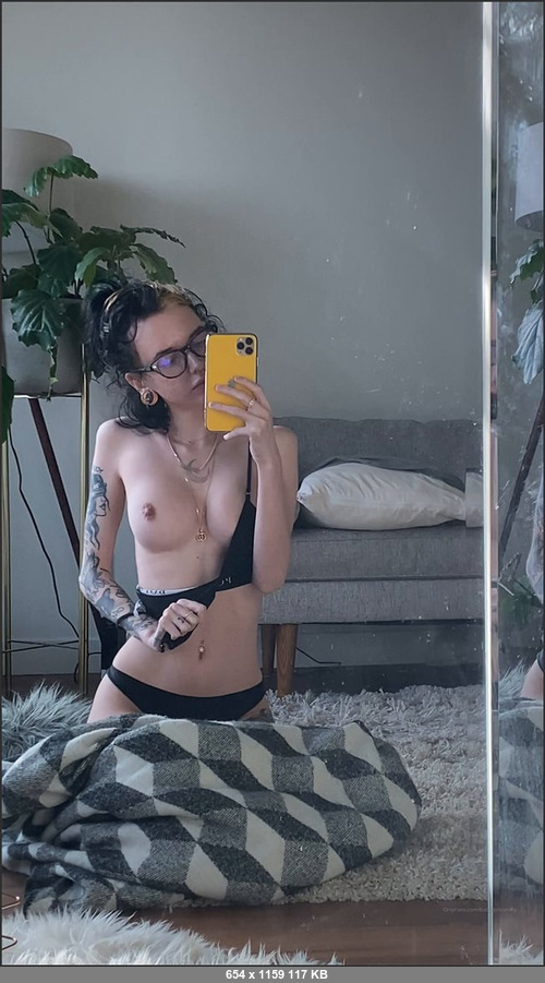 MEGA-FANS – babygirlstormy-17-02-2020-Suicide boys new album is almost as good as my onlyfans